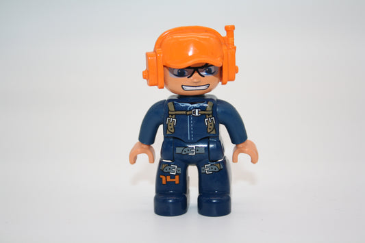Duplo - Pilot - dunkelblauer Anzug/orangener Helm - Figur