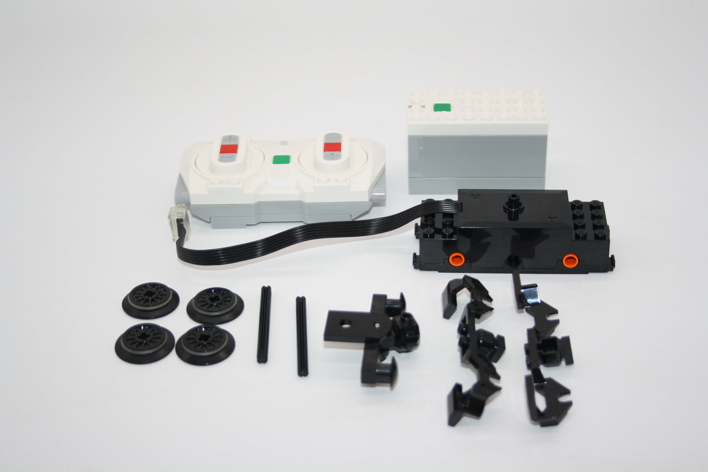 LEGO® - Powered Up Bluetooth Set 88009 + 88010 + 88011 - neu/unbespielt