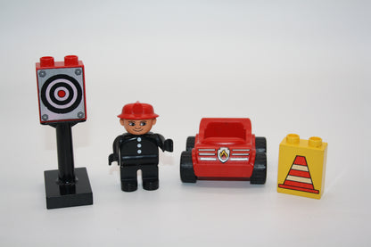 Duplo - Feuerwehrmann mit altem Miniflitzer und Zubehör