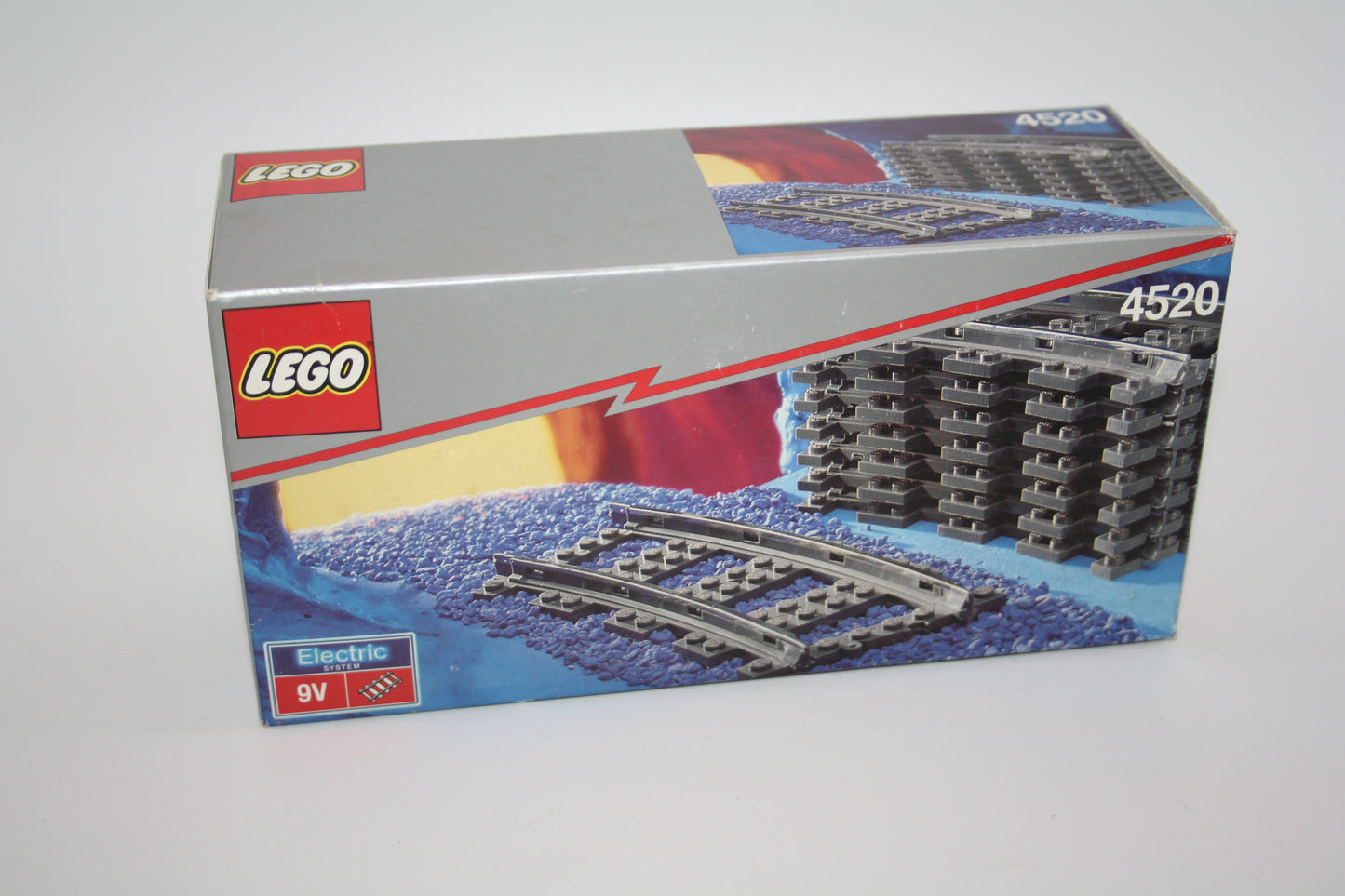 LEGO® Eisenbahn - Set 4520 - 8x gebogene 9V Schienen - Schienen/Gleise - inkl. OVP
