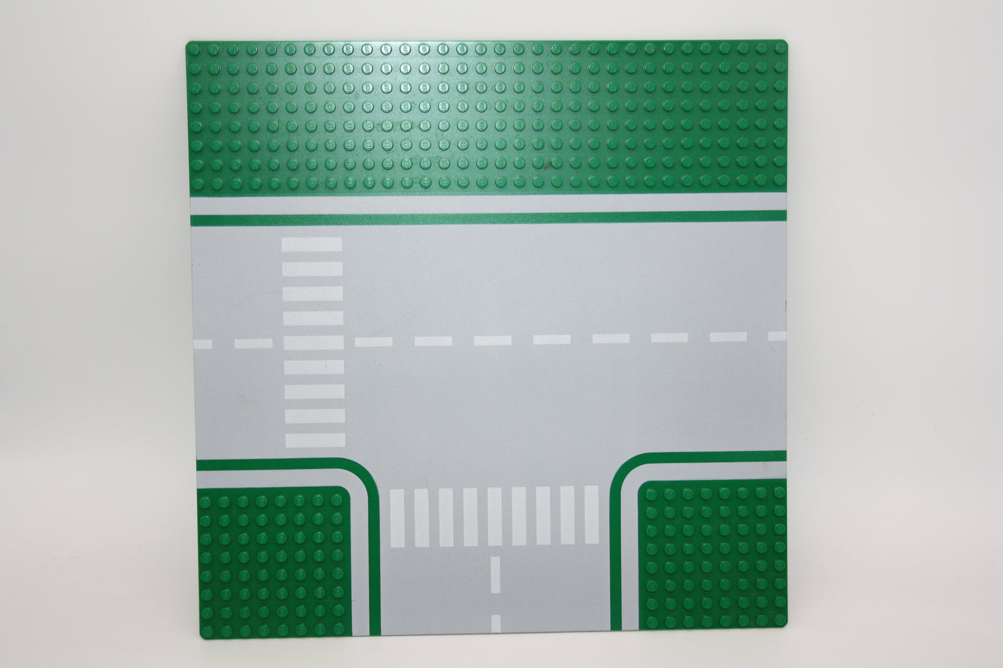 LEGO® - 32x32 Straßenplatte mit T Kreuzung - grün - 612P01 - Platten - Base Plate