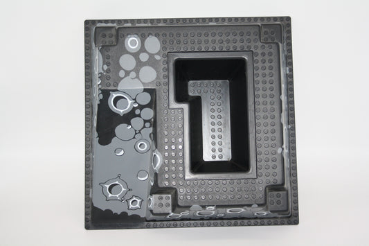 LEGO® - 32x32 3D Platte Erhöhung mit Rampe und Grube - schwarz/Kratermuster -  2552px2  - u.A. aus 6991-1 - Platten - Base Plate