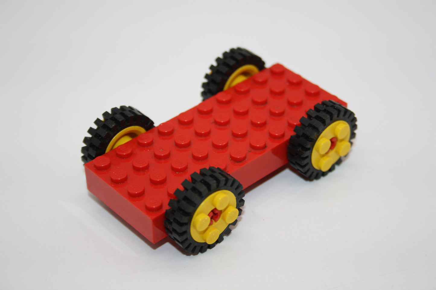 LEGO® - Auto Fahrgestell/Fahrwerk 4x10 - 30076c01 - rot