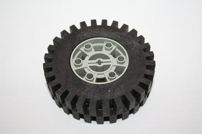 LEGO® Technic - Felge 24 x 43  mit schwarzem Reifen 24 x 43 (aus 8680) - schwarz/grau - 3739c01 - Räder/Reifen