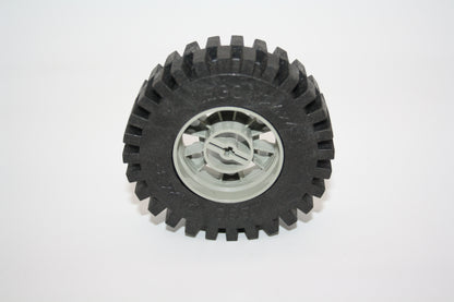 LEGO® Technic - Felge 24 x 43  mit schwarzem Reifen 24 x 43 (aus 8680) - schwarz/grau - 3739c01 - Räder/Reifen